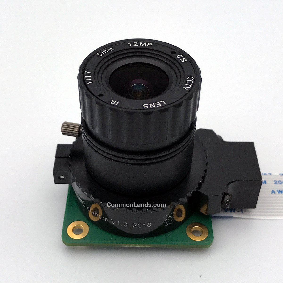 Ein 12MP+ Weitwinkel 5mm CS-Mount Objektiv für 12MP+ CS-Mount Kameras wie den Raspberry Pi HQ.